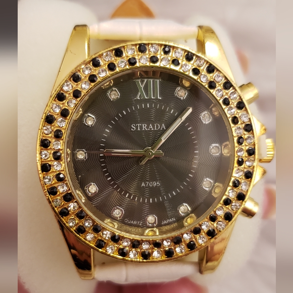 7" White Leather Strap, Black&White Austrian Crystals, ION Plated Yellow Gold